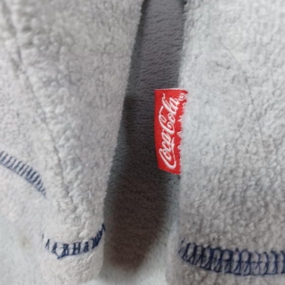 Coca-Cola Unisex Polar Bear Fleece Hoodie L Gray Cozy Holiday Graphic Pullover - Picture 5 of 10